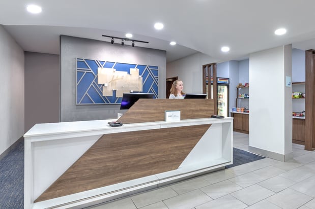 Images Holiday Inn Express & Suites Granbury by IHG