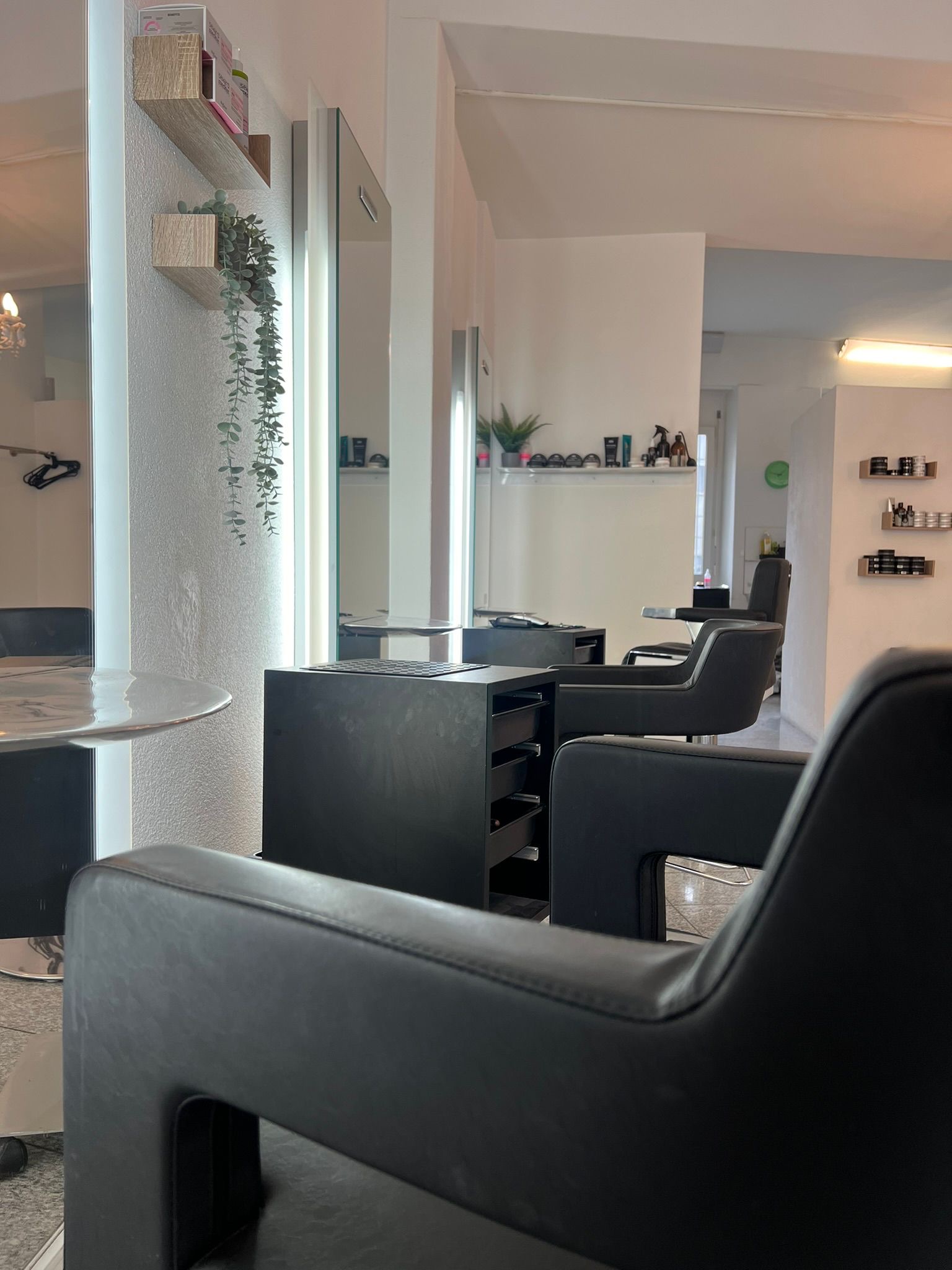 Bilder 7th Sense Hairstyling