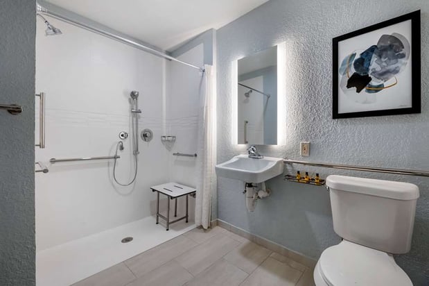 Images Best Western Plus Orlando East- UCF Area