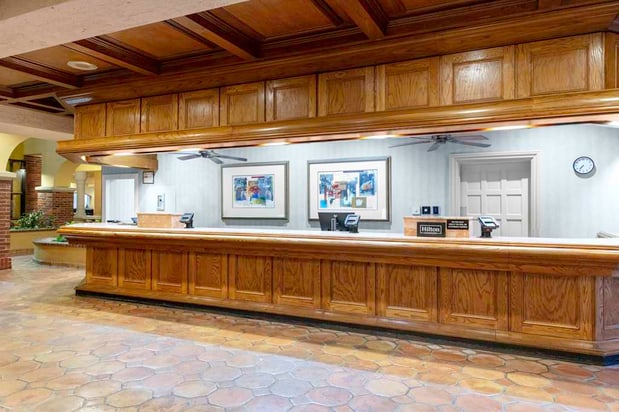 Images Embassy Suites by Hilton Kansas City Plaza