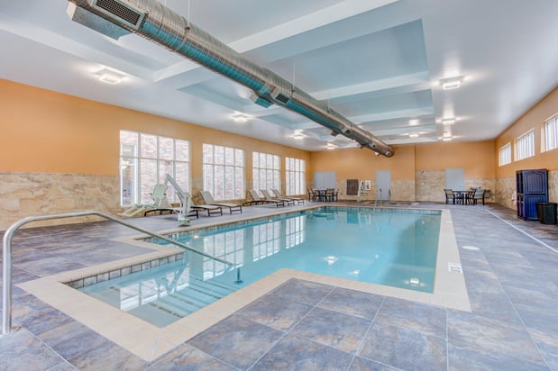 Images Holiday Inn & Suites Lafayette North by IHG