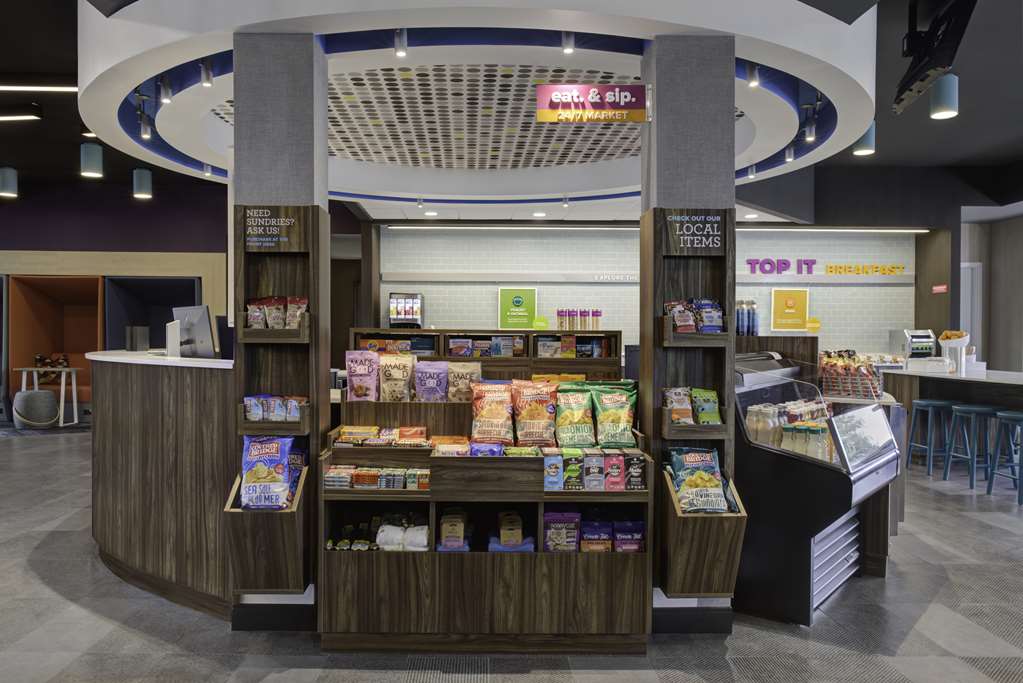 Images Tru by Hilton Toronto Airport West