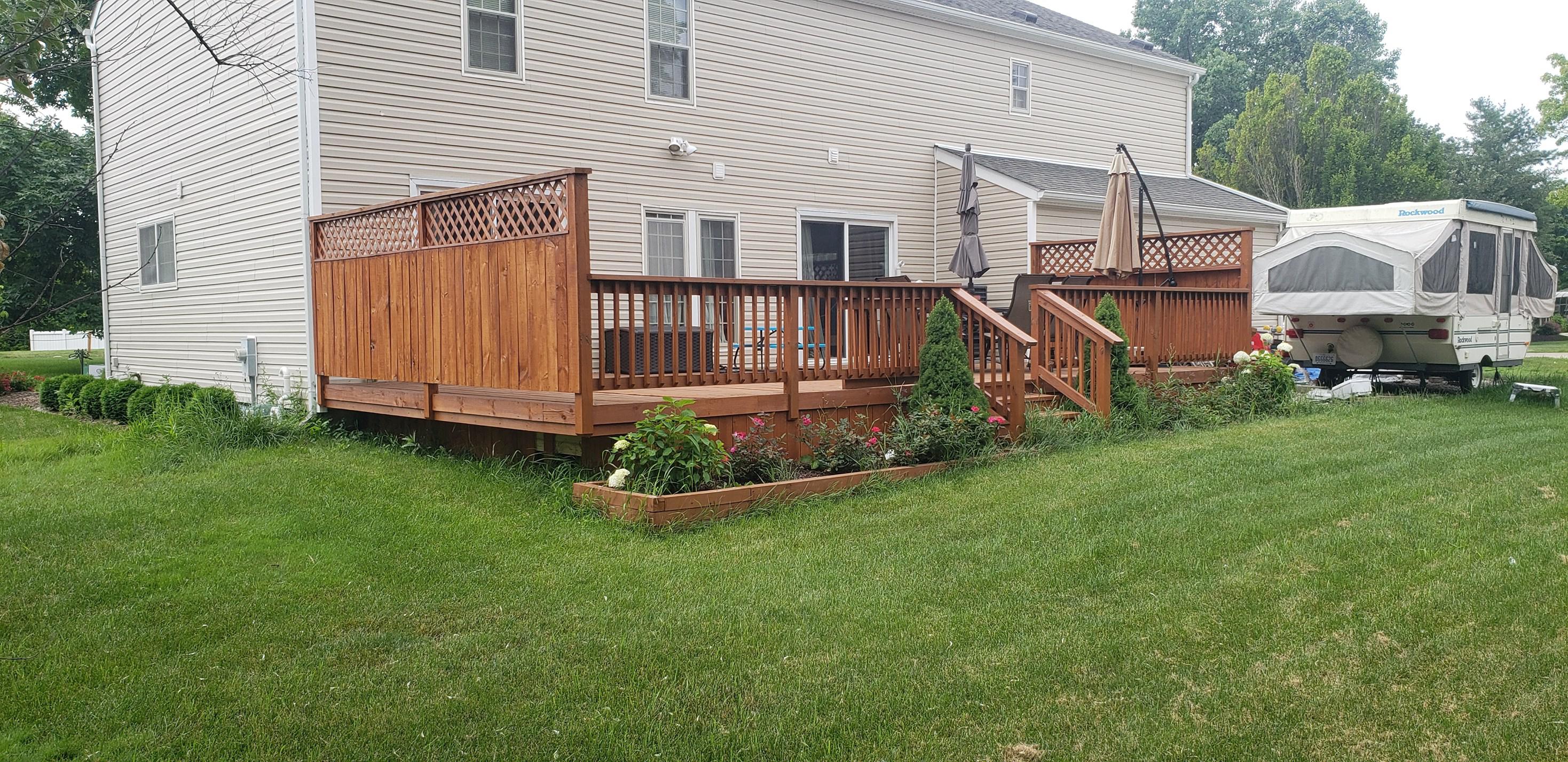 Visions Landscape and Construction LLC Logo