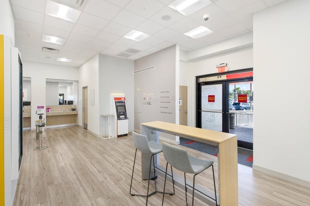 Images Wells Fargo Bank