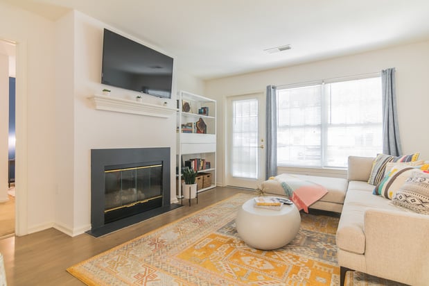 Images Eagle Rock Apartments at Freehold