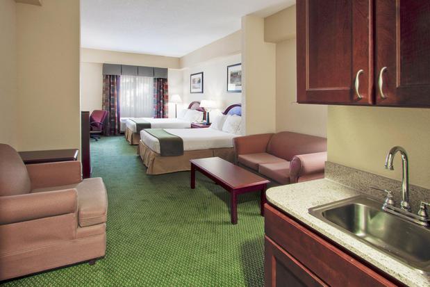 Images Holiday Inn Express West Palm Beach Metrocentre by IHG