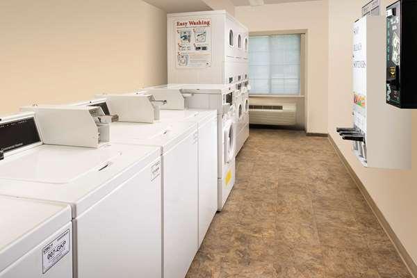 Images WoodSpring Suites Killeen