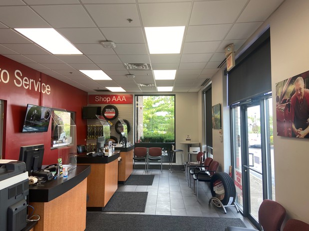 Images AAA Bob Sumerel Tire & Service - Blue Ash