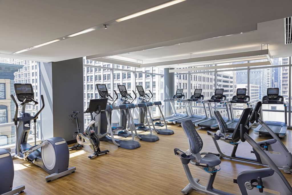 theWit Chicago, a Hilton Hotel