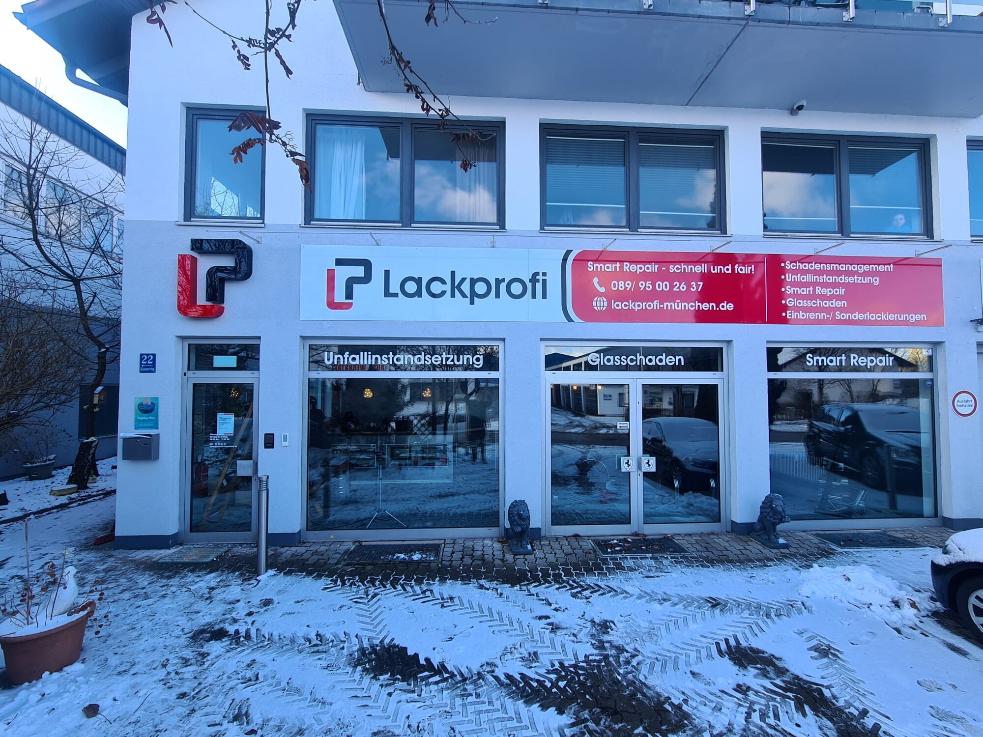 Lackprofi GmbH Karosserie & Autolackierei Betrieb, Klausnerring 22 in Kirchheim bei München