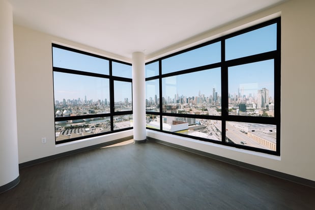 Images Holiday Inn Express Long Island City E - New York by IHG