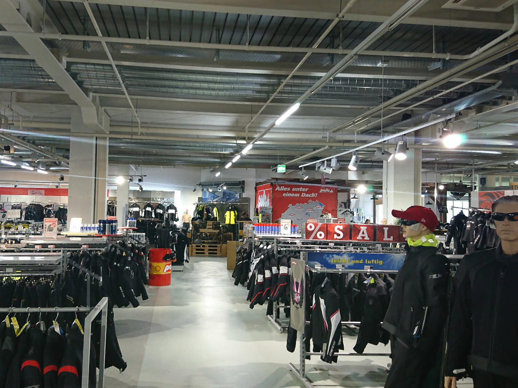 Bilder POLO Motorrad Store Bern