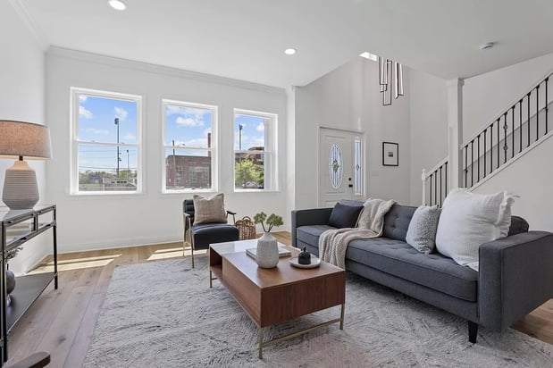 Images Eagle Home Services Inc.