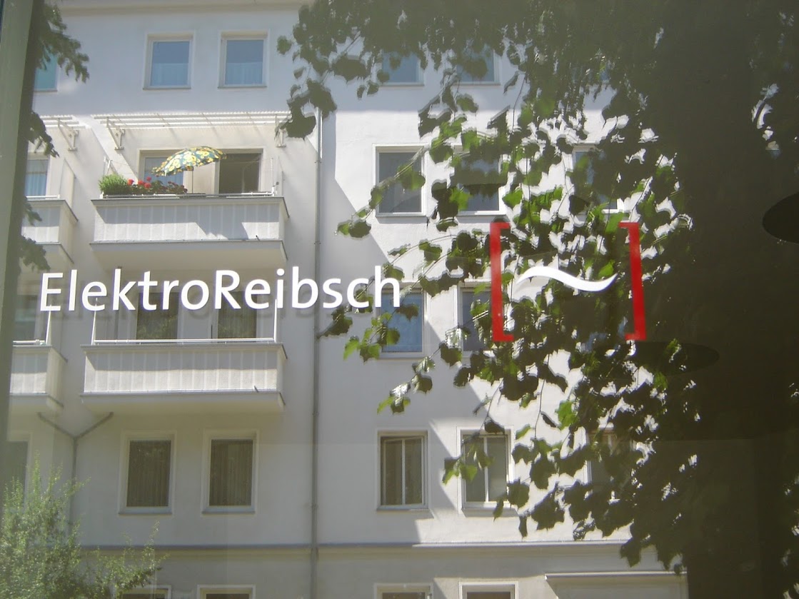 Elektro Reibsch - Meisterbetrieb, Seumestraße 27 / 28 in Berlin