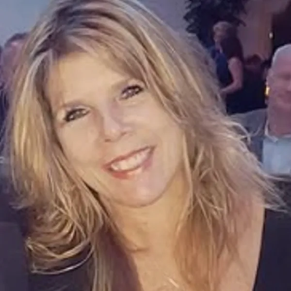 Suzanne Mccreight - New Hyde Park, NY - Mental Health Counseling, Clinical Social Worker, Psychologist