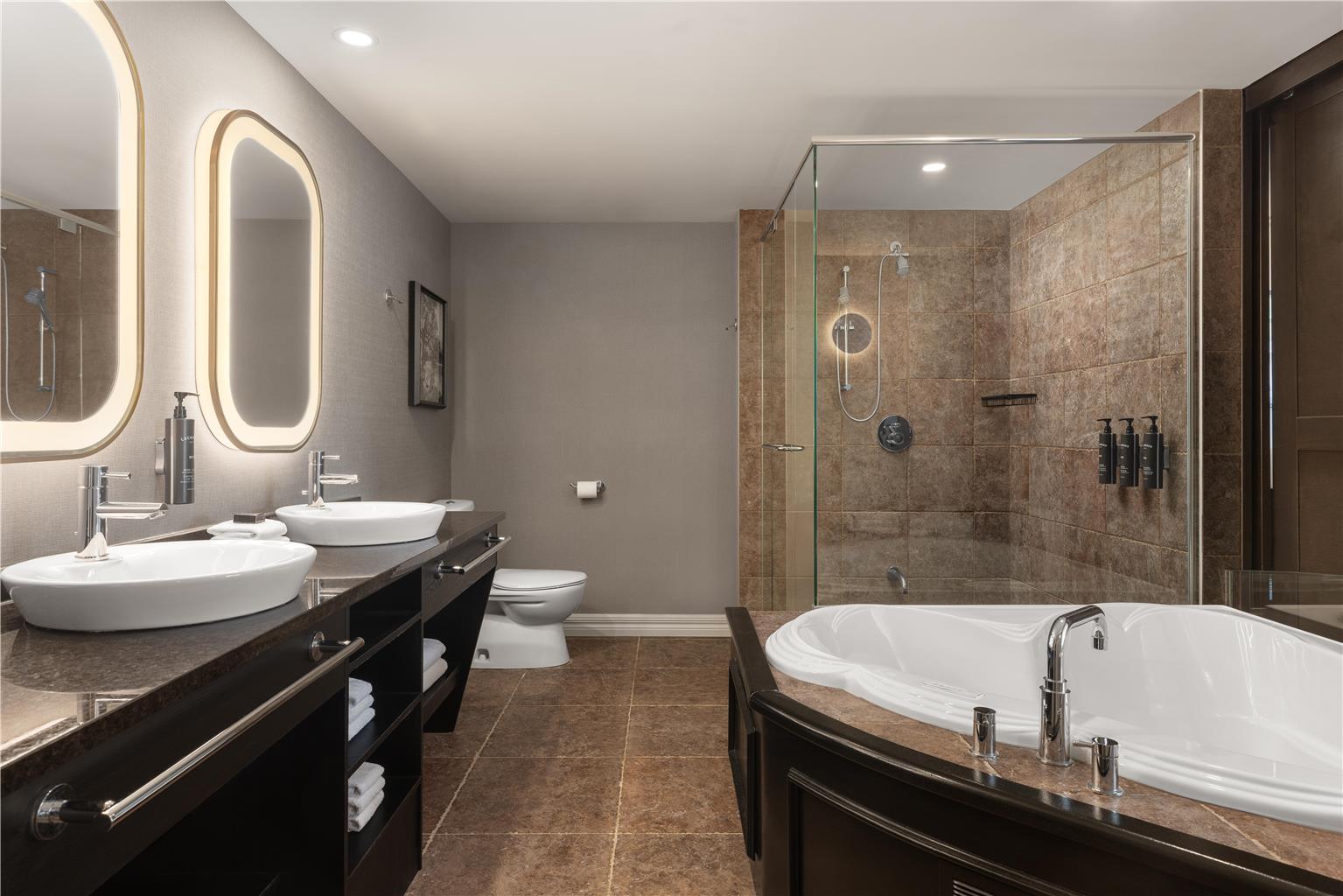 Images Hotel Vallea Bromont, Tapestry Collection by Hilton