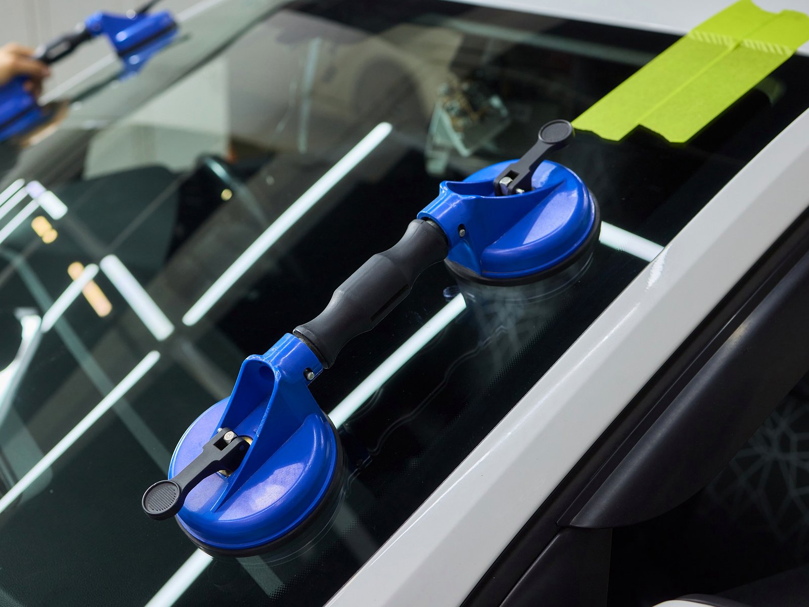 Neal's Auto Glass