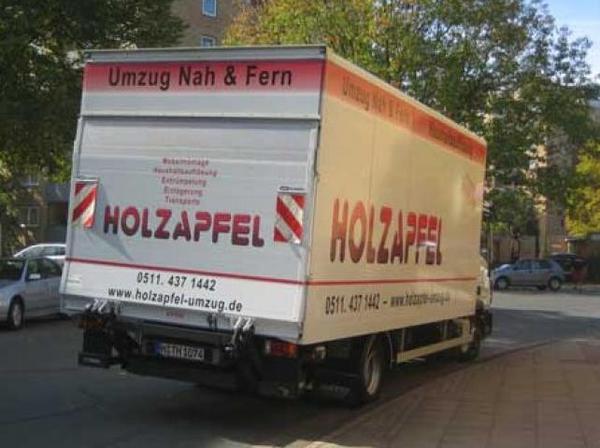 Bilder Holzapfel Umzüge