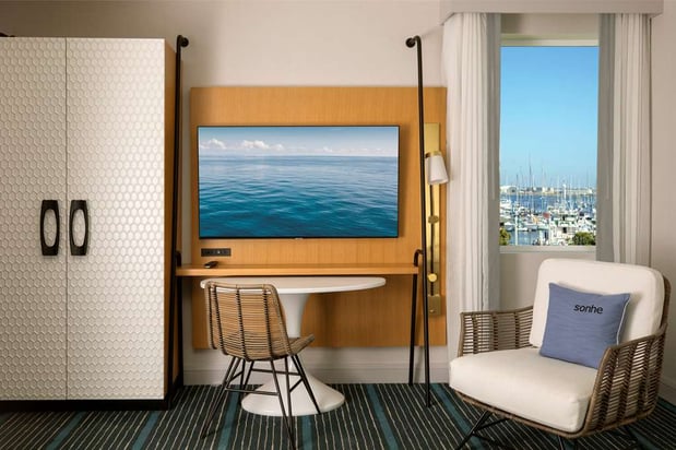 Images The Monsaraz San Diego, Tapestry Collection by Hilton