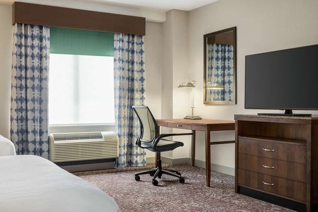 Images Hilton Garden Inn Louisville Downtown