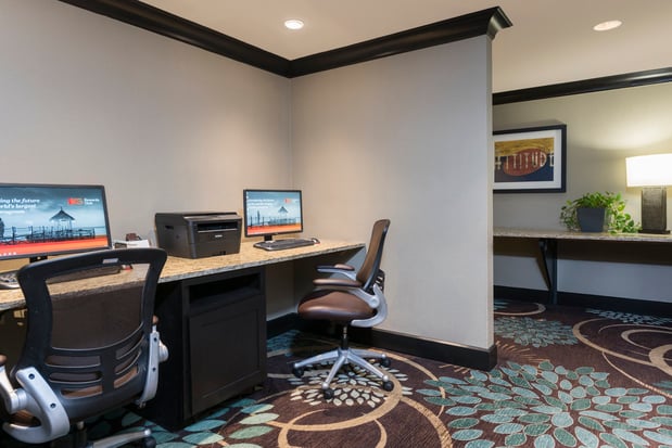 Images Staybridge Suites Chicago-Oakbrook Terrace by IHG