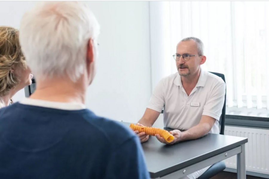 Dr. med. Marcus Kantowski, Glockengießerwall 1 in Hamburg