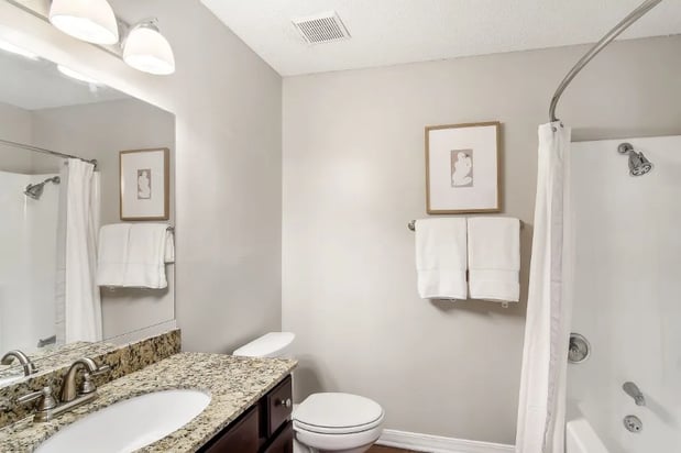 Images Lakeshore Pointe Resort Apartment Homes
