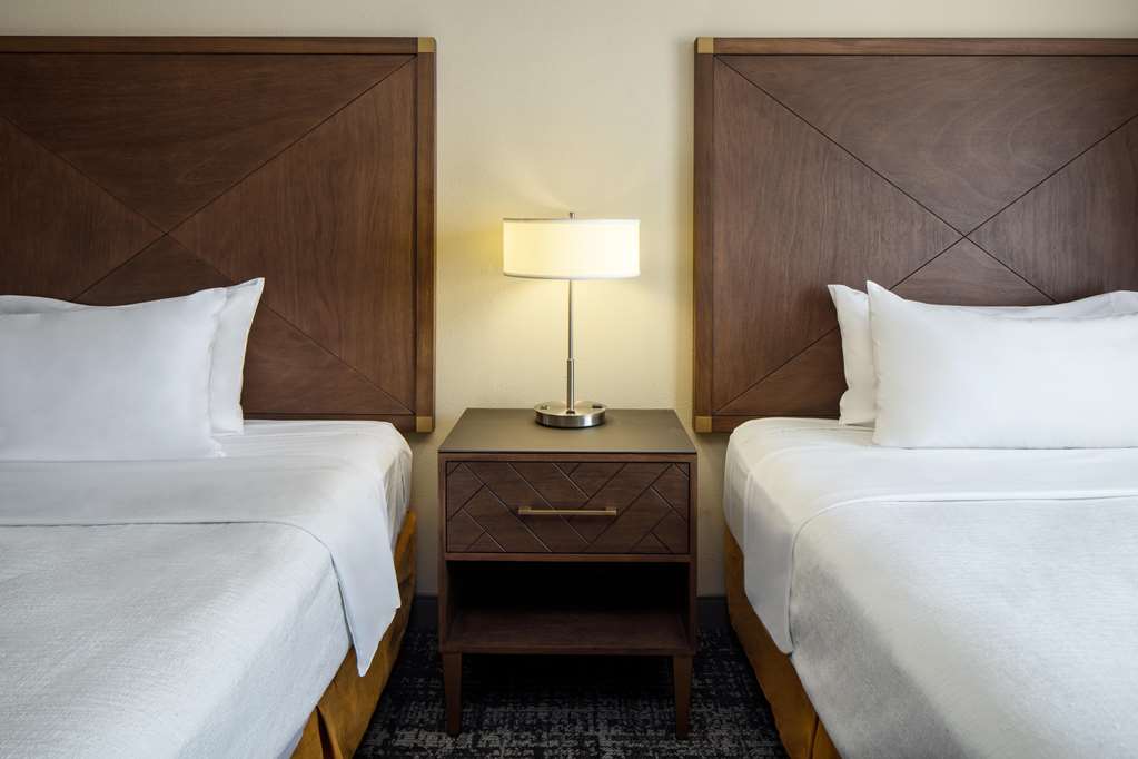 Guest room Embassy Suites by Hilton Laredo Laredo (956)723-9100