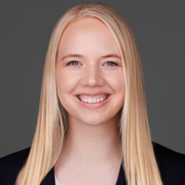 Images Edward Jones - Financial Advisor: Julia Dyess, CFP®|AAMS®