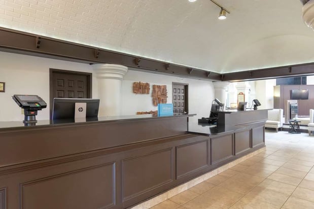 Images Embassy Suites by Hilton Tulsa I-44