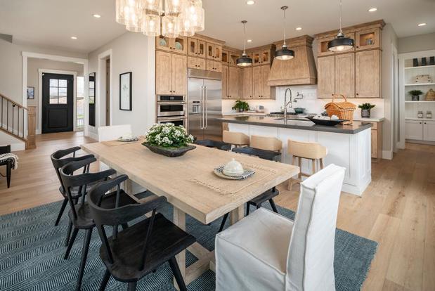 Images Toll Brothers at Lakeview Estates
