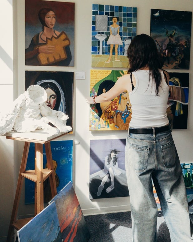 Images Professional Children's School