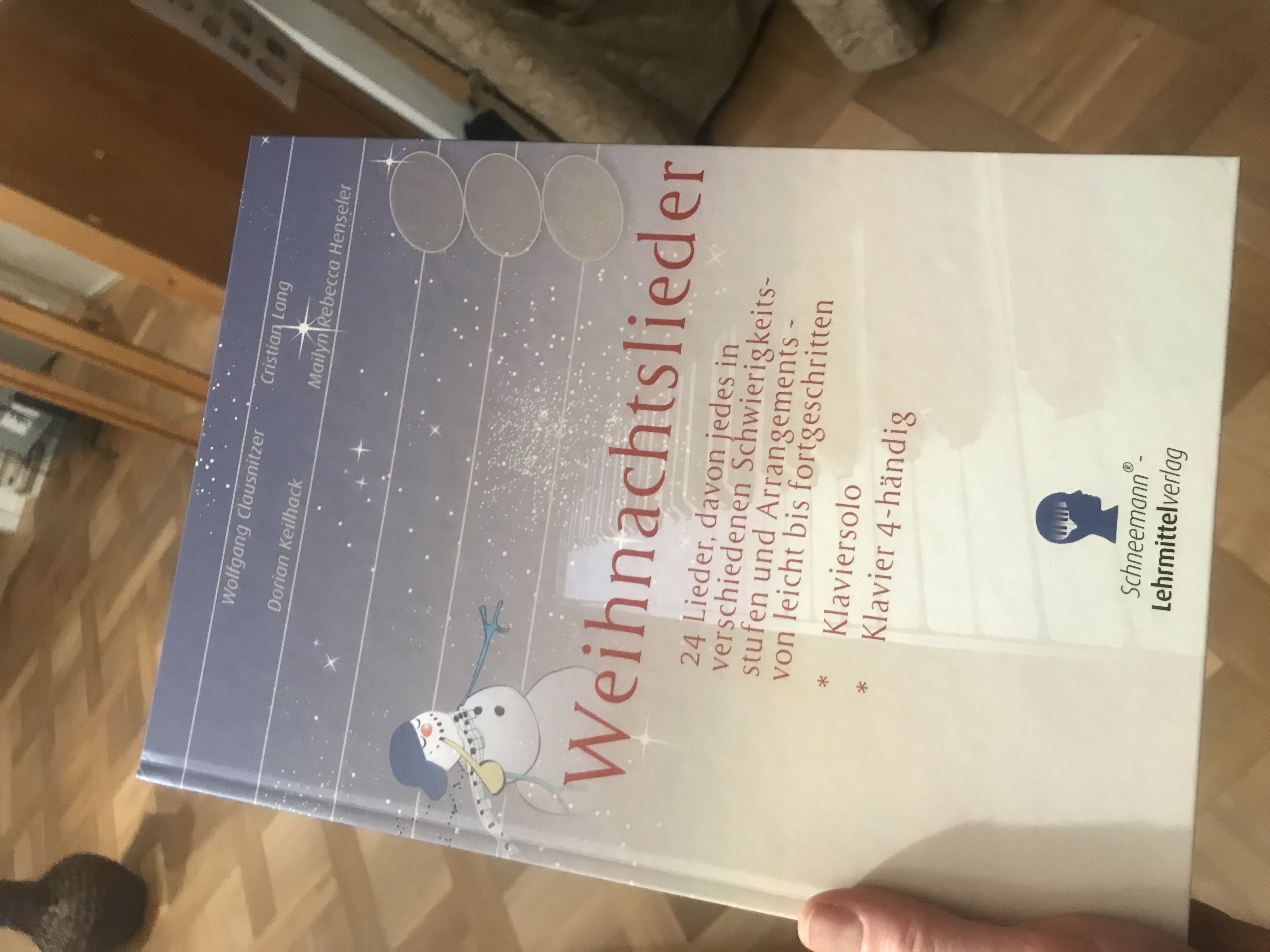 Bilder SCHNEEMANN®-Klavierschule - Mailyn Rebecca Henseler