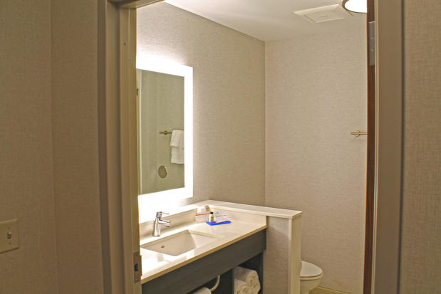 Images Holiday Inn Express & Suites St. Louis South - I-55 by IHG