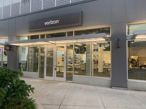 Images Verizon - CLOSED
