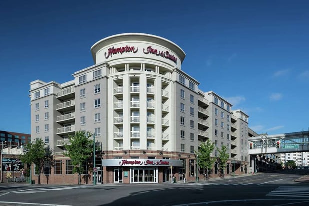 Images Hampton Inn & Suites Memphis-Beale Street