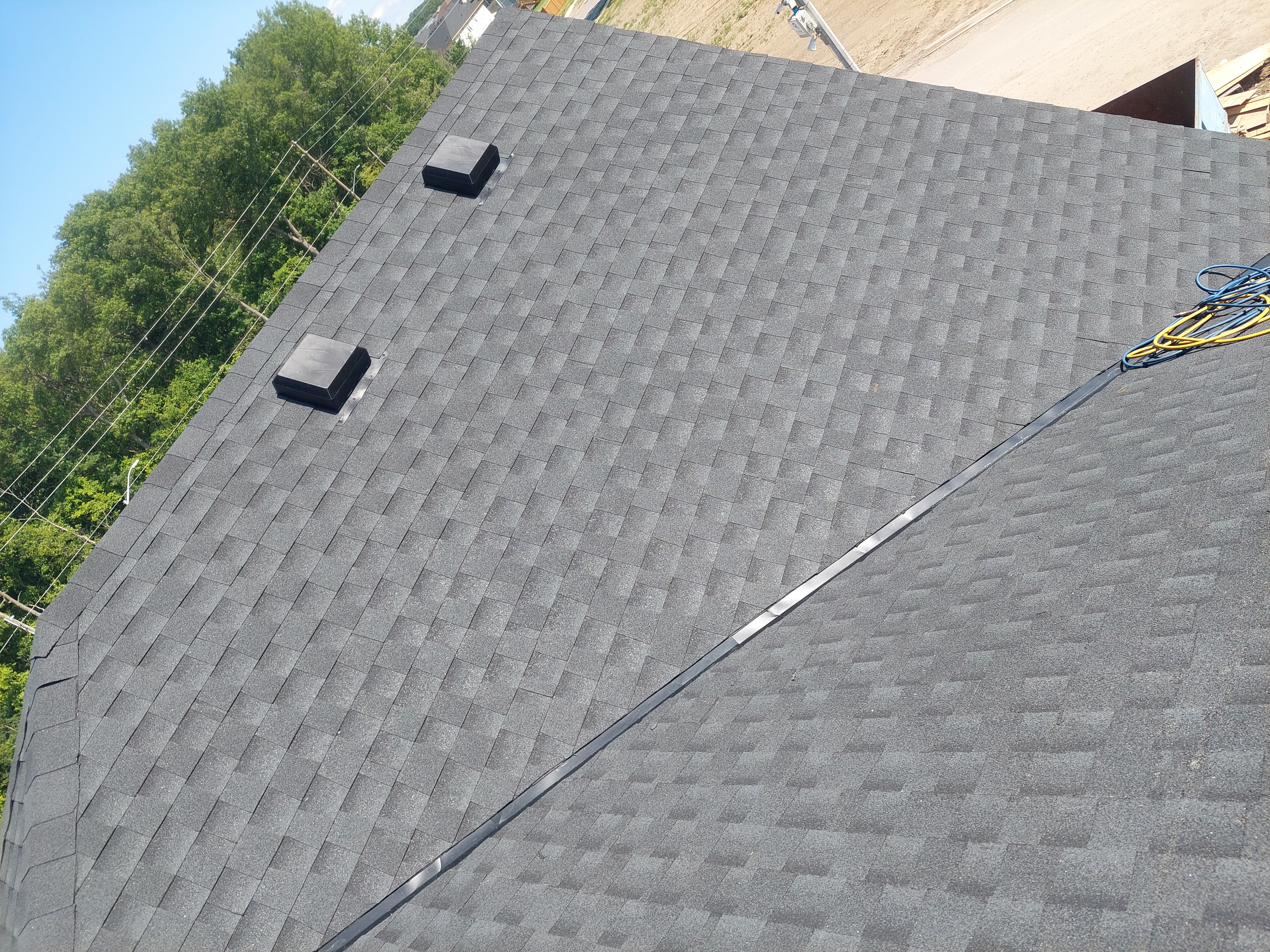 Images Ace 1 Quality Roofing Siding & Eavestroughs / Niagara