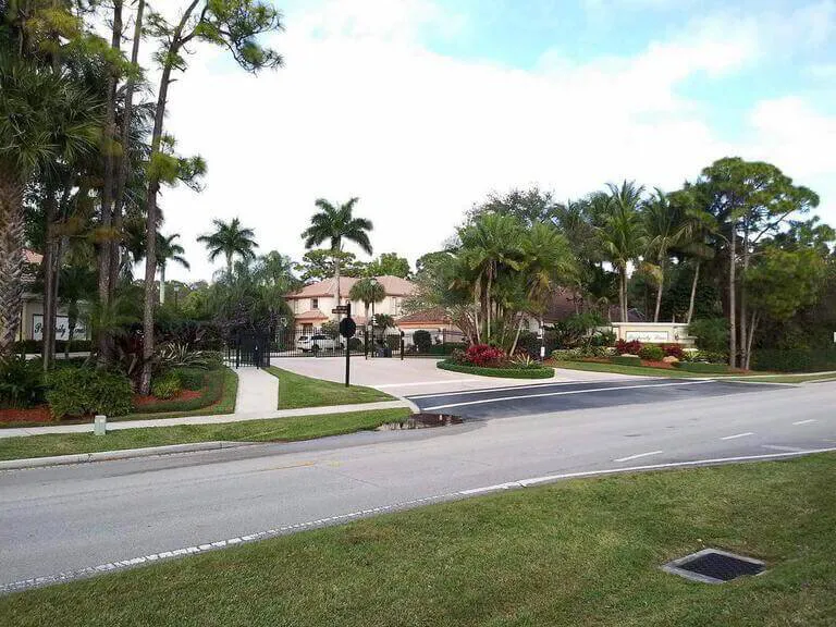 Images RJ Green Landscaping