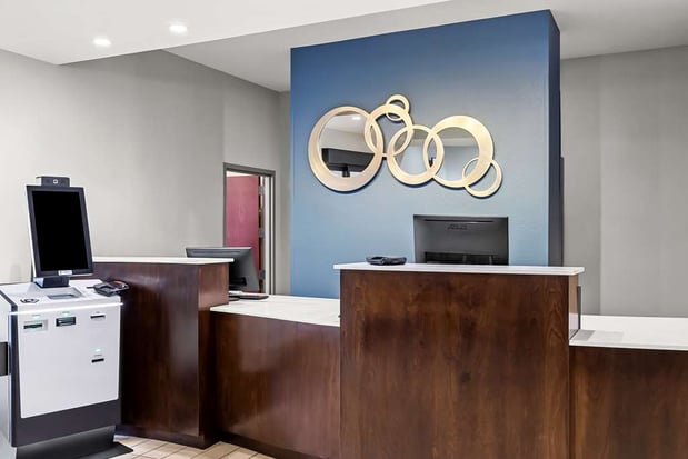 Images Best Western St. Louis Airport North Hotel & Suites