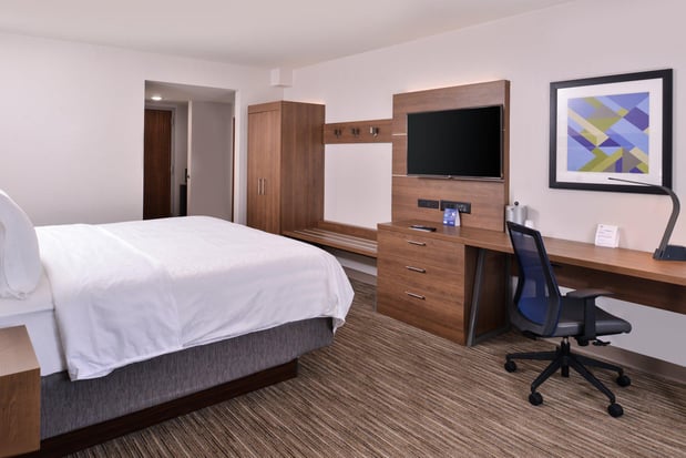Images Holiday Inn Express & Suites Mesquite by IHG