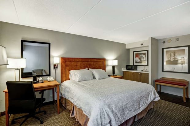 Images Hampton Inn Norfolk-Naval Base