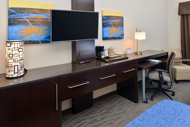 Images Holiday Inn Express & Suites St. Louis West-O'Fallon by IHG