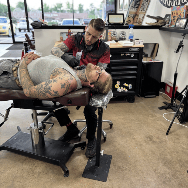 Images Thirteen Roses Tattoo & Aesthetics