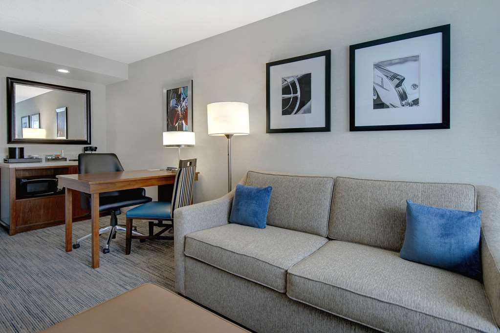Guest room