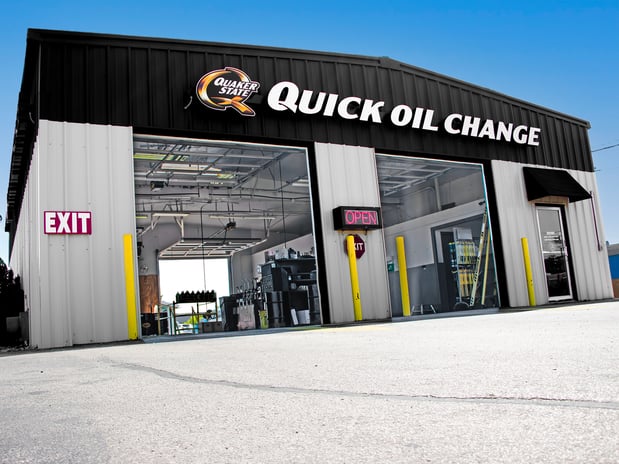 Images Performance Plus Quick Oil Change