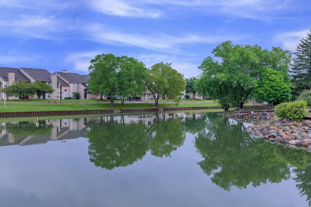 Images Manors at Knollwood