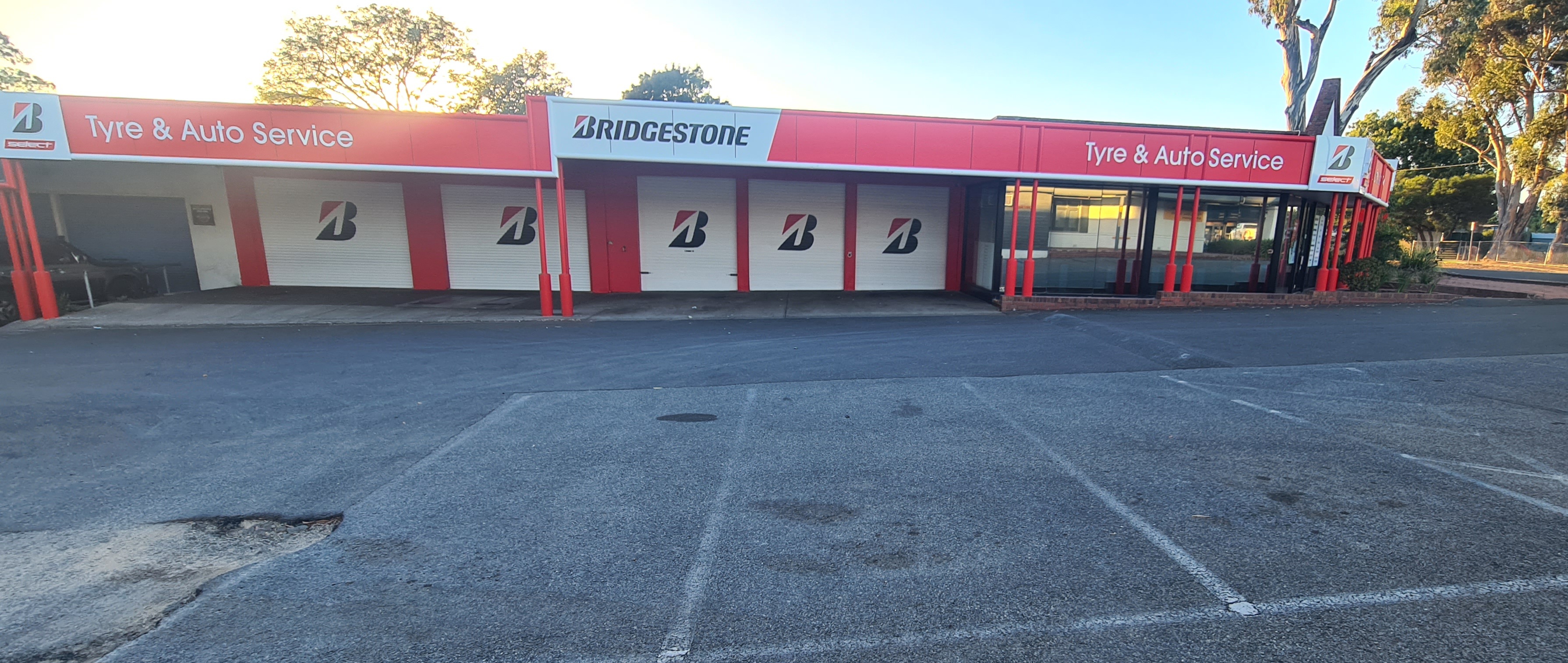 Images Bridgestone Select Tyre & Auto Blackwood
