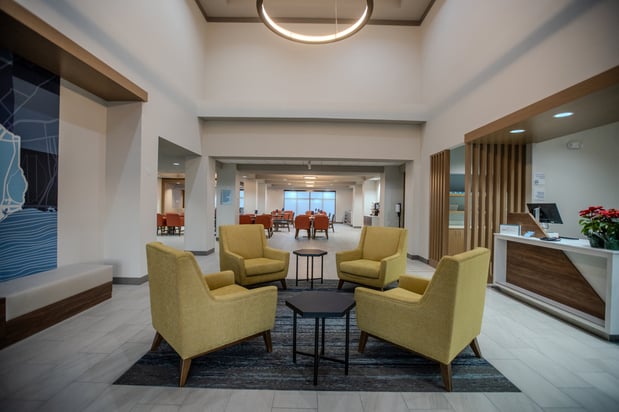 Images Holiday Inn Express & Suites Cleveland by IHG