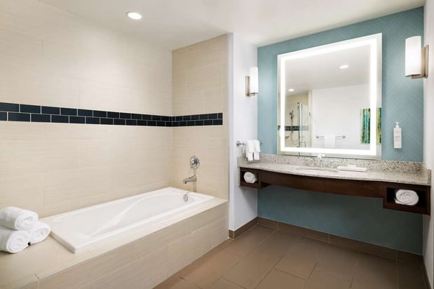Images Hilton Garden Inn Palo Alto
