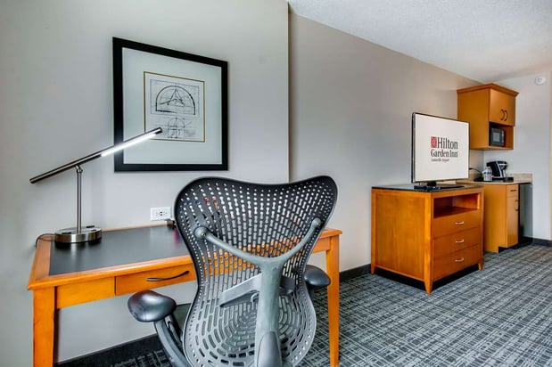 Images Hilton Garden Inn Louisville Airport